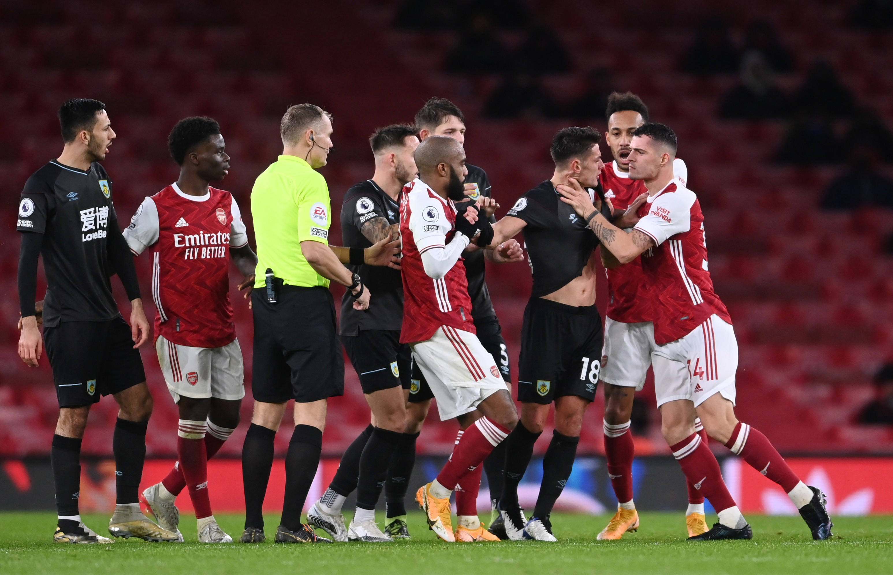 仅仅是赛场 仅仅是赛场